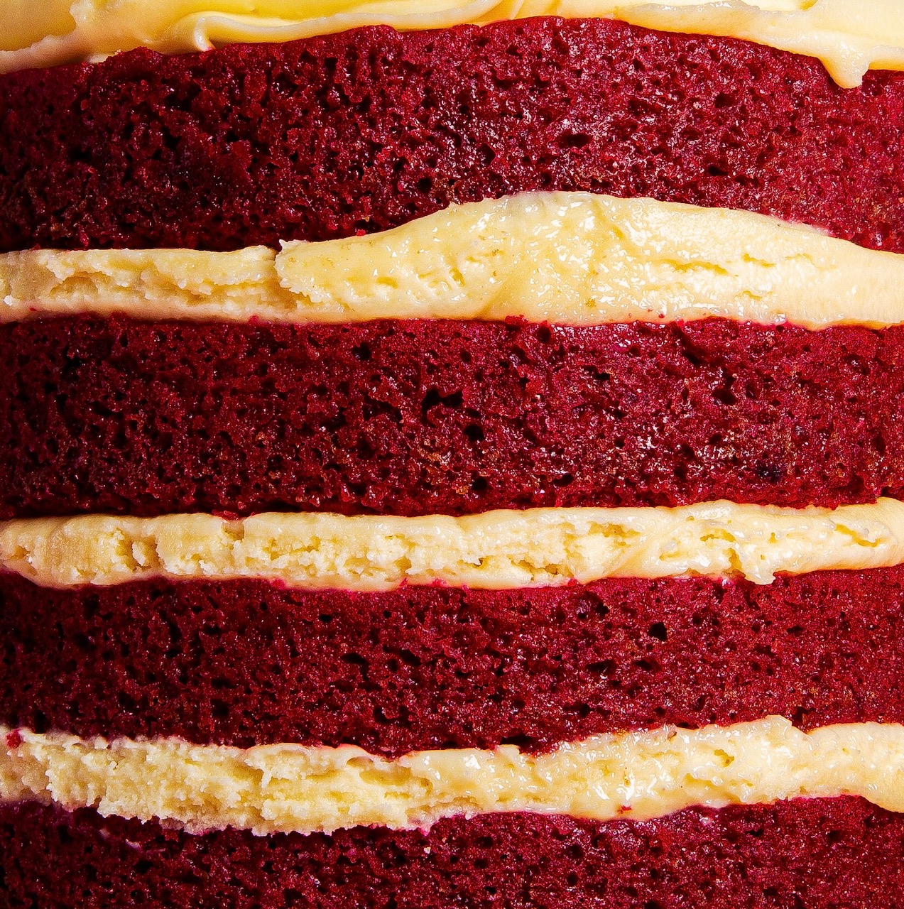 Red Velvet Cake Tub - Image 2